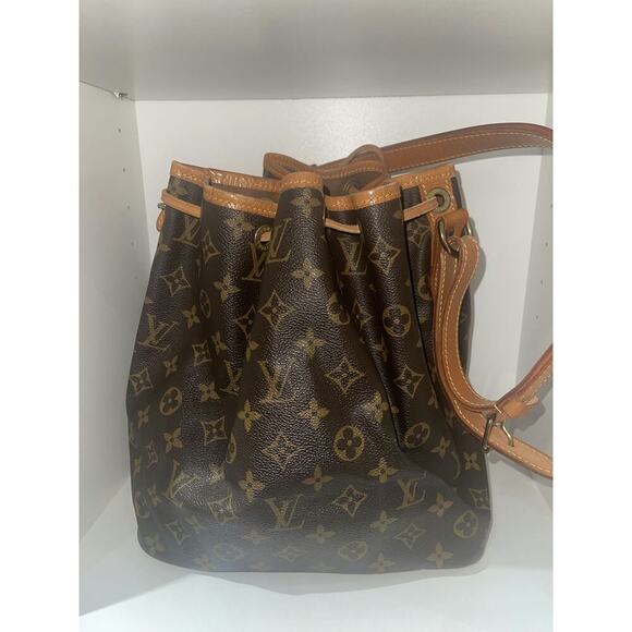 Louis Vuitton Monogram Canvas Noé Bucket Bag - Picture 2 of 3